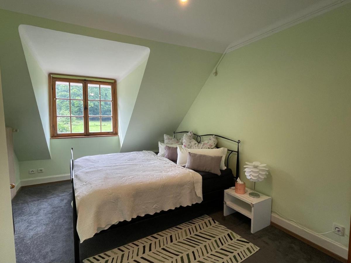 Ferienwohnung im Grünen auf idyllisch gelegenen Gutshof und doch so zentral Waldshut-Tiengen Exterior foto